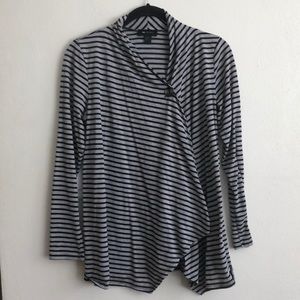 ✨4/$15✨ One button asymmetrical striped cardigan